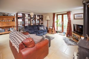 Sitting Room- click for photo gallery
